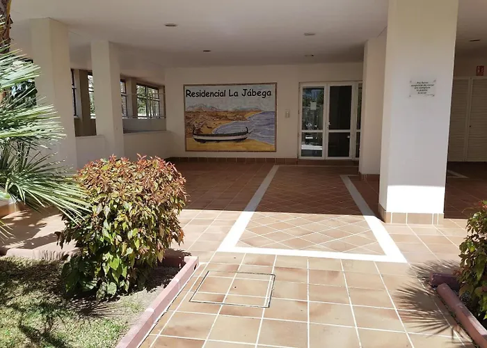 Jabega Beach - 4 Minutes From The Beach