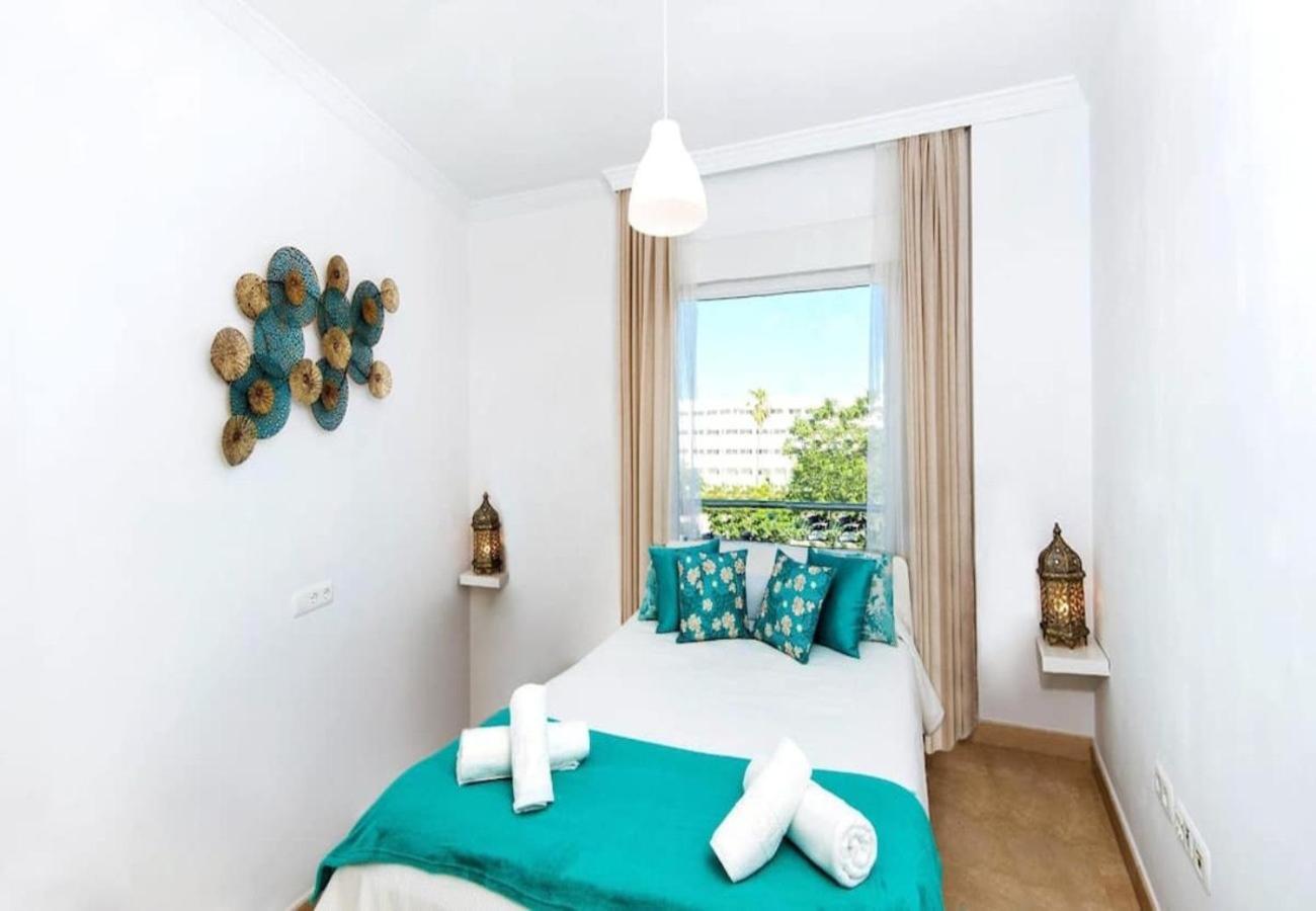 Apartment Jabega - 4 Minutes From The *