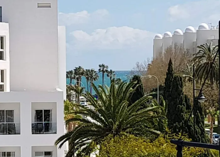 Jabega Beach - 4 Minutes From The Beach